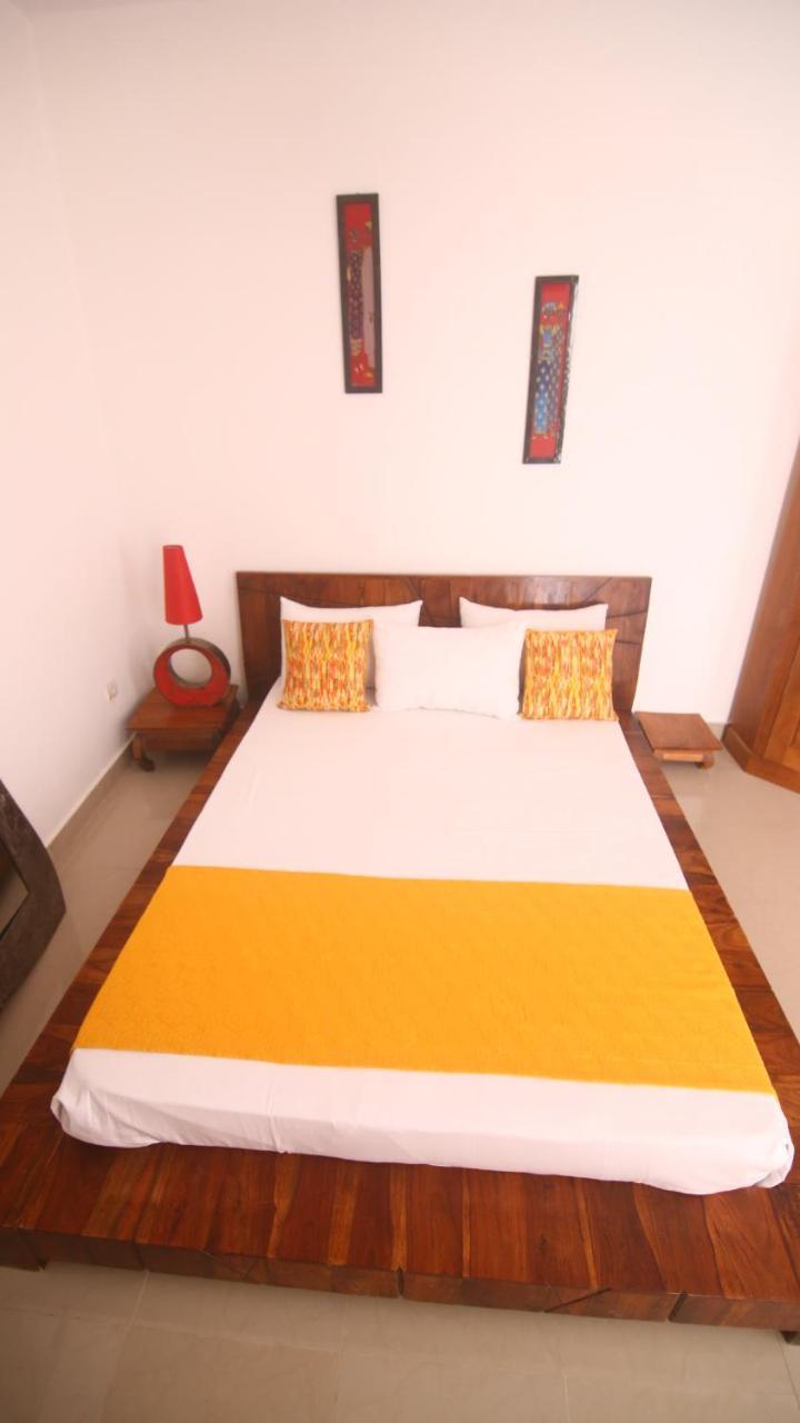 Illiyin Boutique Hotel Dakar Exterior photo